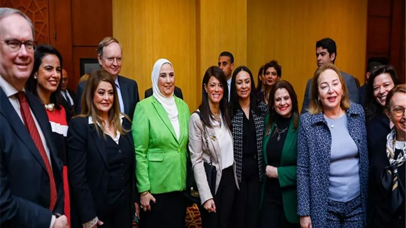 وزيرة التعاون الدولي تشارك في النسخةالثالثة من قمة المرأة المصرية