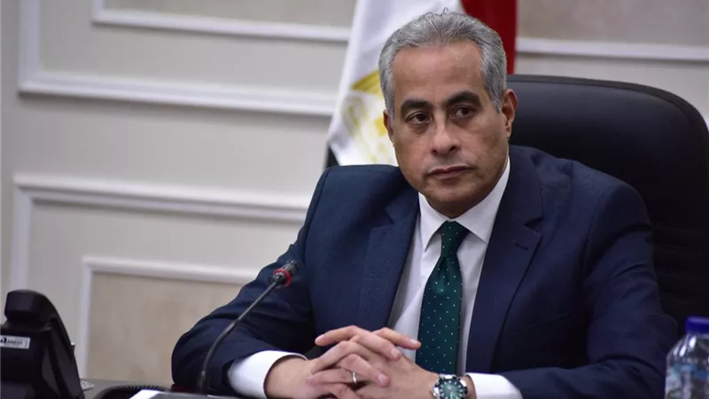 وزير العمل يوجه بسرعة صرف تعويضات عاجلة لضحايا حادث ايتاي البارود