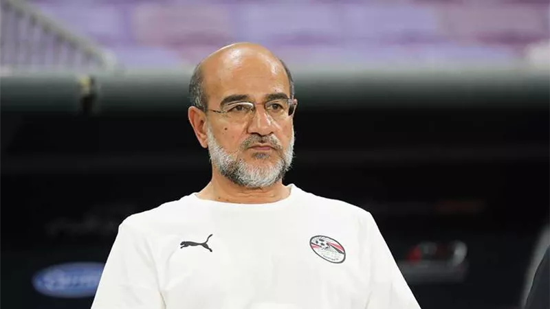 ماذا يحدث حال انتهاء نهائي الكأس بالتعادل؟ .. عامر حسين يجيب