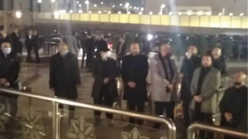بدء عزاء شقيقة المخرج مجدي الهواري