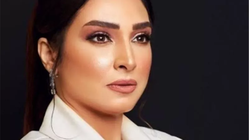 روجينا امرأة قوية في 
