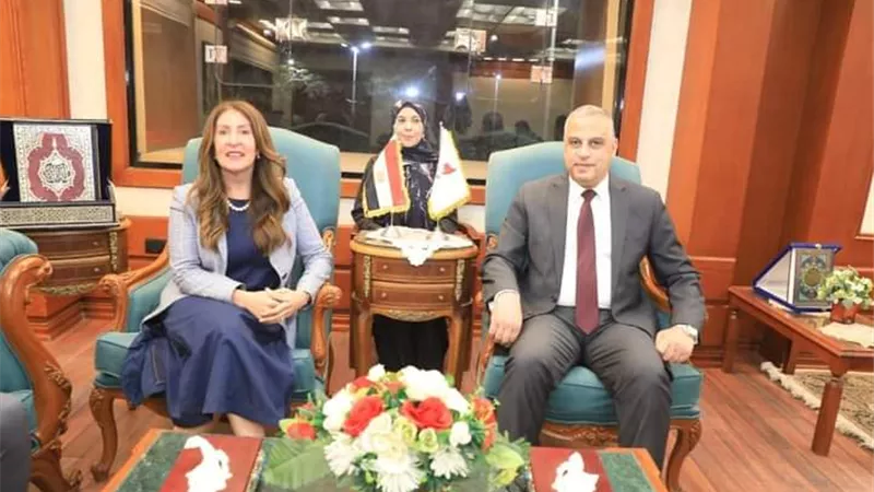 محافظ سوهاج يستقبل سفيرة الولايات المتحدة الأمريكية