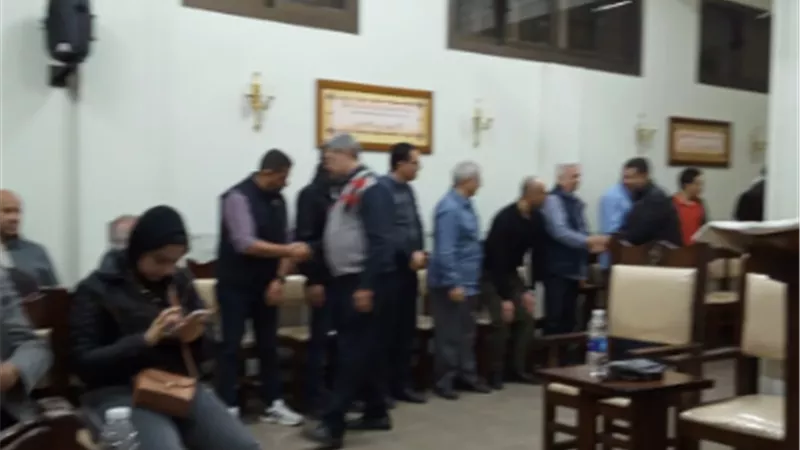 غياب نجوم الفن فى عزاء الراحل جميل برسوم