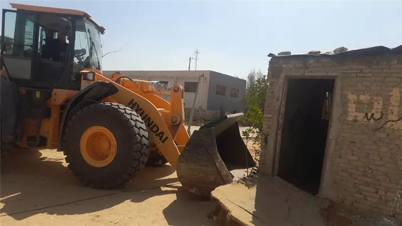 حملة مكبرة للقضاء على العشوائية في الشيخ زايد.. صور
