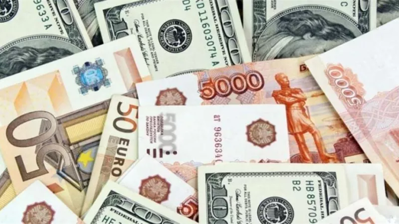 ضبط 30 قضية إتجار فى العملات الأجنبية المختلفة بقيمة 8 ملايين جنيه