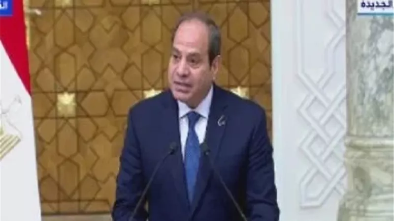 السيسى: مستعدون لنقل الخبرة المصرية فى مجالات البنية التحتية والنقل والإنشاءات لأرمينيا