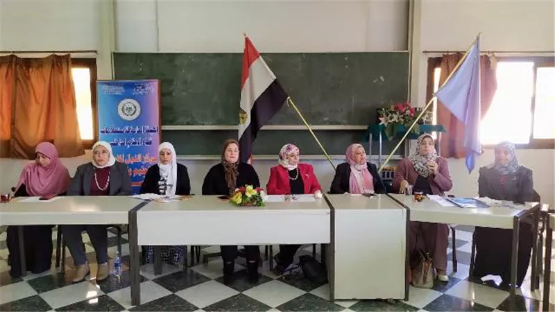 المرأة المصرية.. بطولات وإنجازات ندوة ينطمها مركز النيل باسيوط