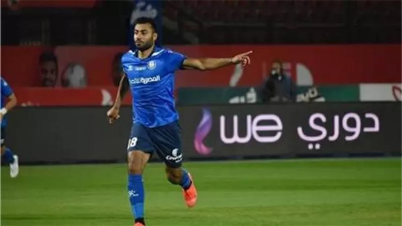 حسام حسن يقود تشكيل سموحة لمواجهة المصري في الدوري