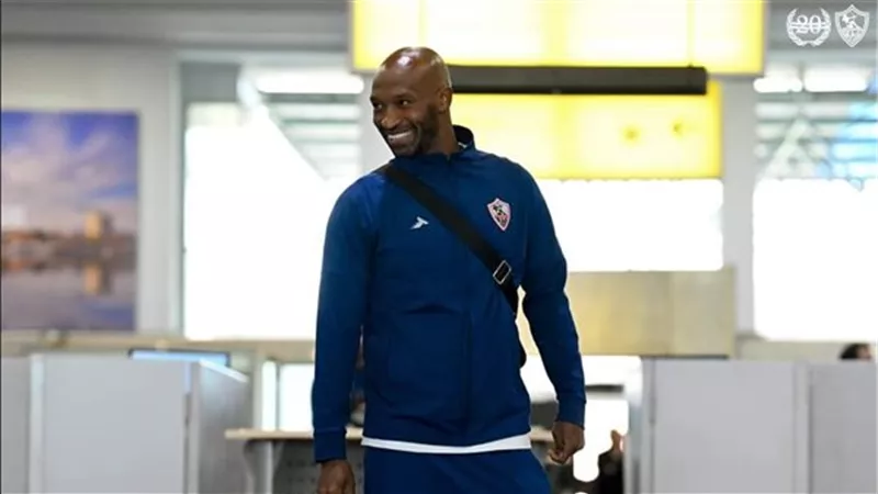 ممر شرفي من لاعبي الزمالك لشيكابالا وسامسون احتفالا بعيد ميلادهما