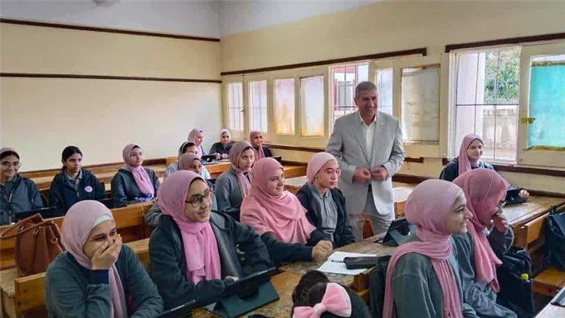 وكيل تعليم دمياط يواصل جولاته المفاجئة