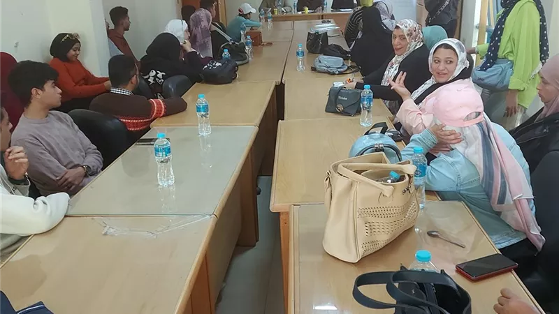 مجمع إعلام السويس يحتفل بيوم الشهيد