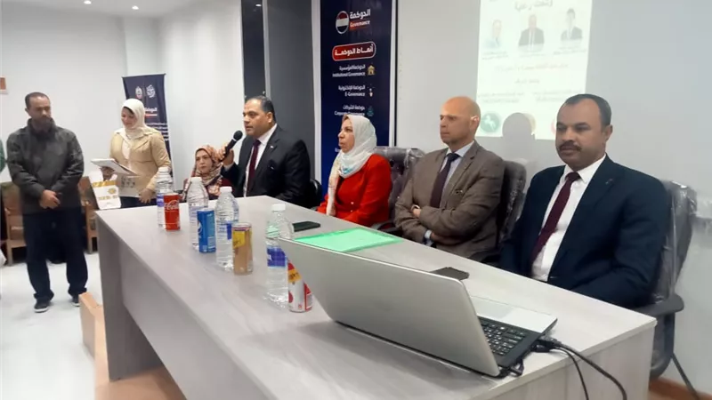 وكيلا وزارتى الصحة والعمل بالشرقية يفتتحان ورشة عمل مبادرة سلامتك
