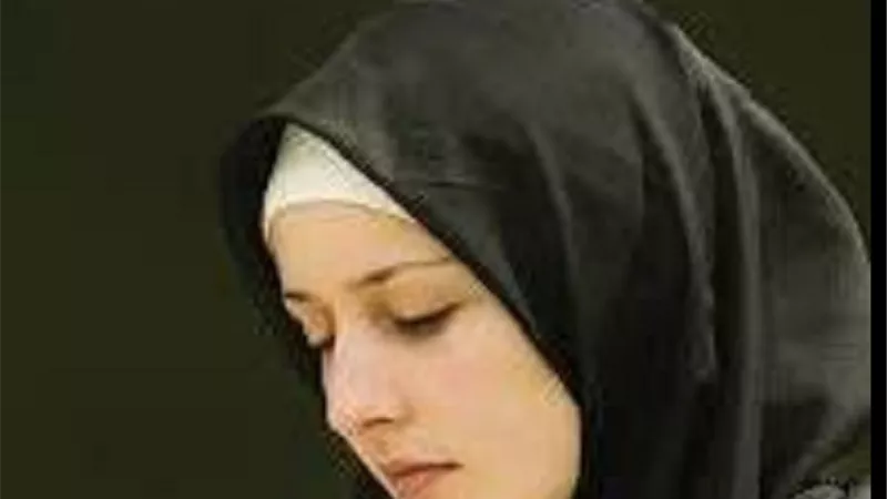 حكم ارتداء المرأة للحجاب في رمضان فقط..سؤال يُجيبه د.على جمعة