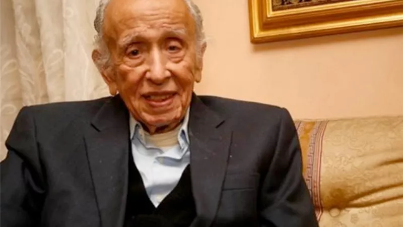 وفاة شيخ الصحفيين محمد عبد الجواد عن عمر يناهز 100 عام