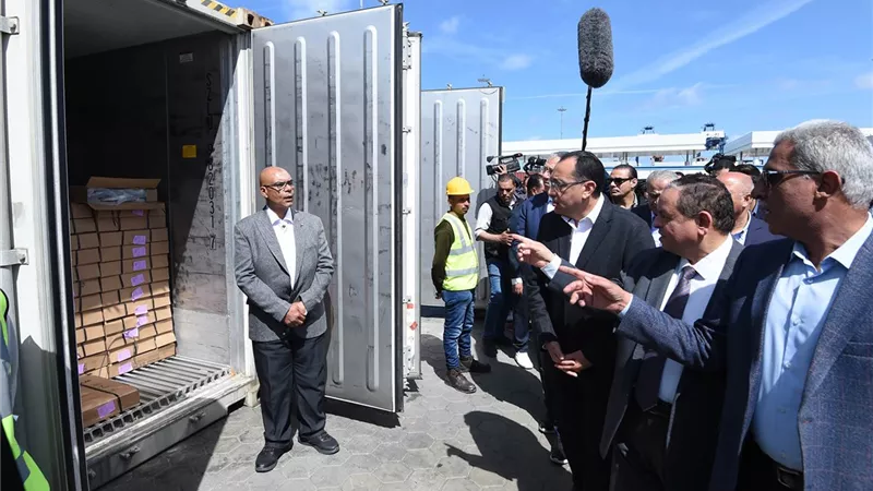 رئيس الوزراء يتفقد محطة تحيا مصر متعددة الأغراض بميناء الإسكندرية