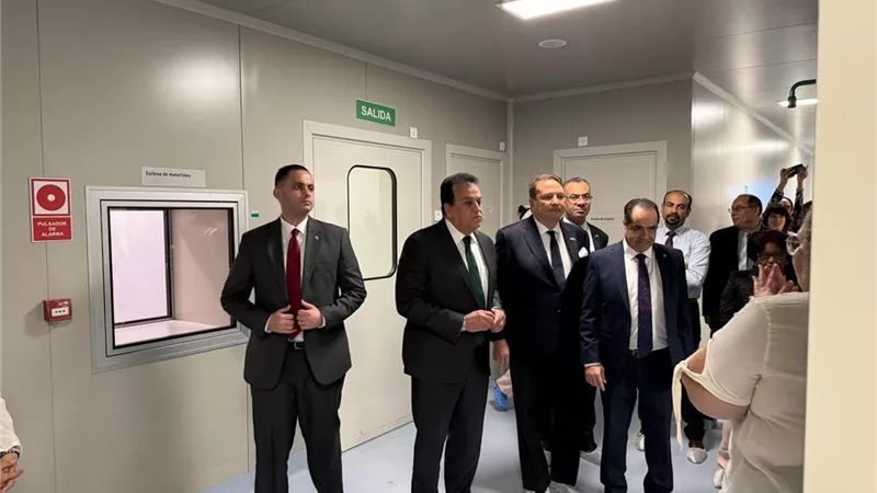 وزير الصحة يبحث مع شركة «بايو كوبا فارما» تطوير صناعة اللقاحات