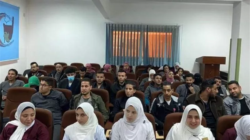 ندوة تثقيفية عن الفحوصات المعملية تنظمها طب سوهاج