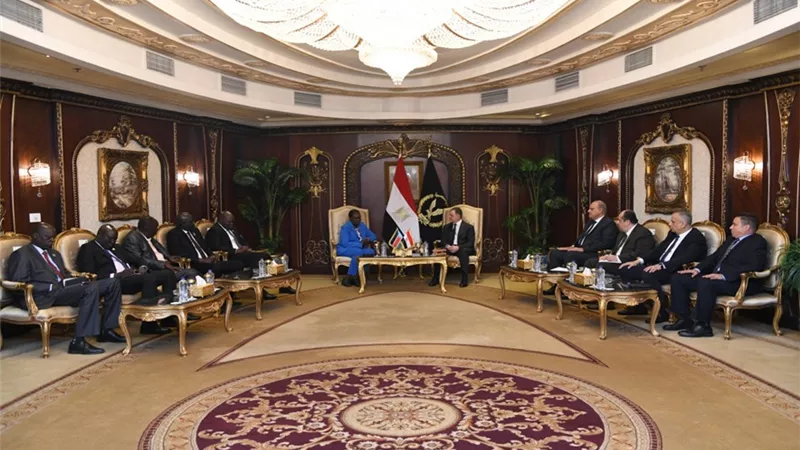 توفيق يستقبل وزيرة الداخلية بجنوب السودان لتعزيز أوجه التعاون بين البلدين