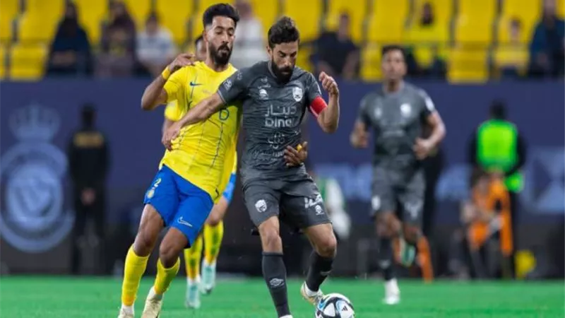 شاهد .. ثلاثية السقوط المدوى للنصر أمام الرائد بالدورى السعودى