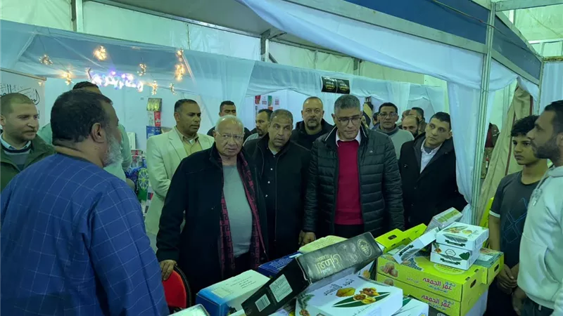 بأسعار مخفضة.. جهازا 6 أكتوبر يفتتح معرض 
