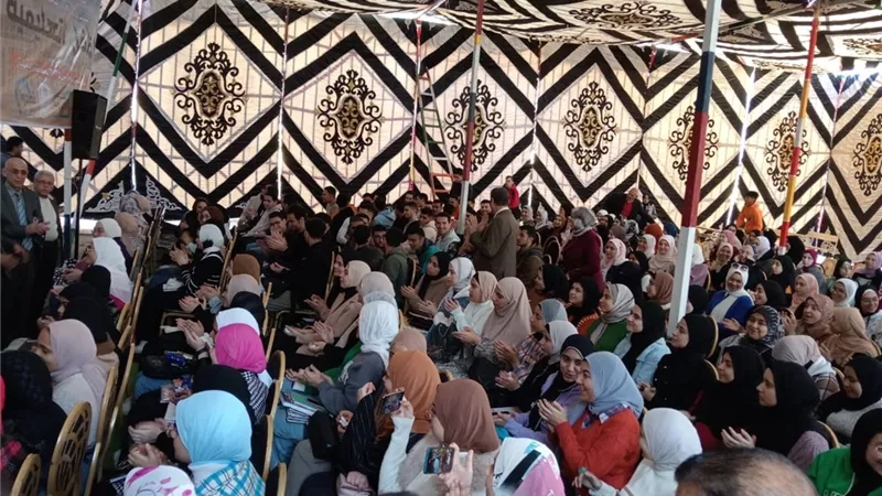 وكيل تعليم الدقهلية يتابع انطلاق القوافل التعليمية بالمنزلة