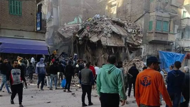 مصرع أربعة من أسرة واحدة بعقار مينا البصل