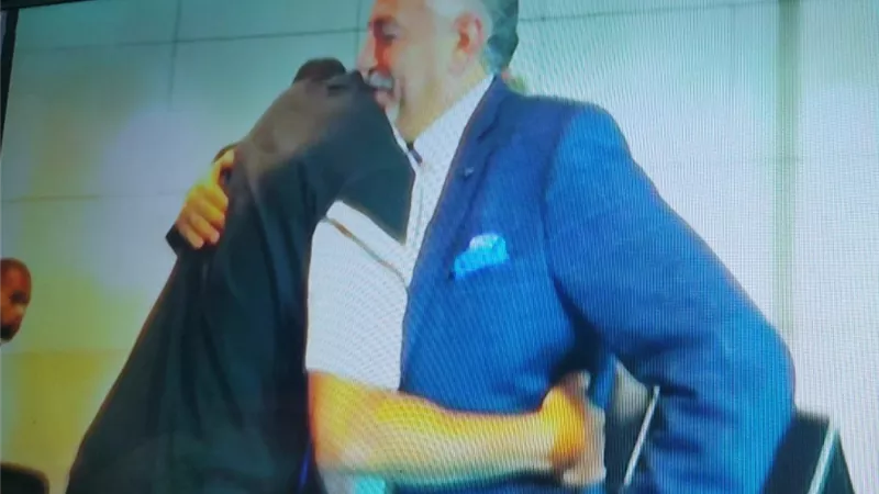 اللجنة المنظمة لمباراة الأهلي والزمالك تكرم الراحل العامري فاروق
