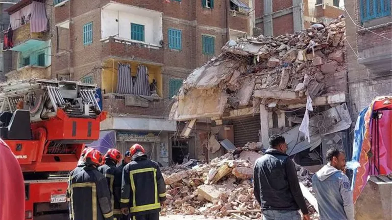 قرارات نيابة الإسكندرية في واقعة العقار المنهار