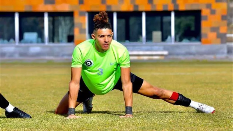 أيك أثينا اليوناني يستهدف التعاقد مع أحمد الكاشف نجم المنتخب الأولمبى
