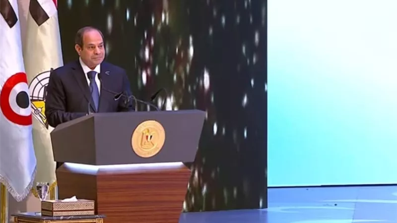 السيسي: رفضت فكرة تحرير سعر الصرف الا في ظل وجود احتياطي كاف من الدولار