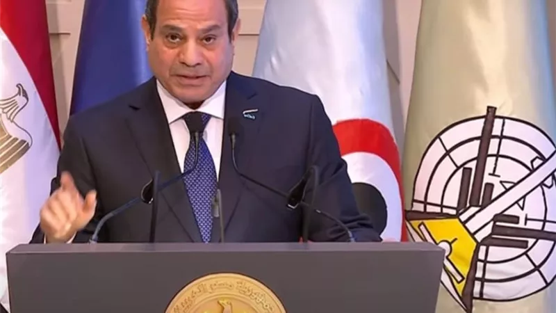 الرئيس السيسي: الاستجابة لدعوات تهجير الأشقاء الفلسطينيين لسيناء خيانة لدمهم وتضحيتهم ولن نفعلها