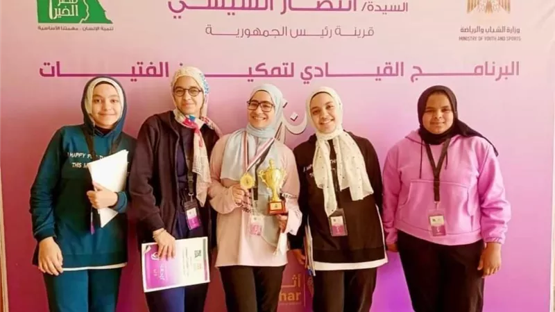 ندوات ثقافية وورش عمل بمراكز الشباب بالمنيا