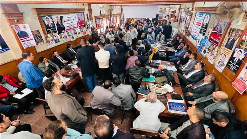 نقيب المحامين يتفقد غرف الأعضاء بمحكمة أبو حمص.. ويؤكد: نعمل لرفع المعاناة عن كاهل الأعضاء