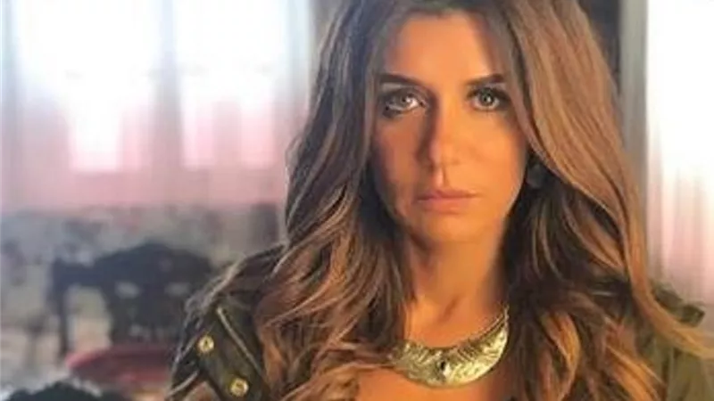 تكريم غادة عادل بمهرجان أسوان الدولي لأفلام المرأة