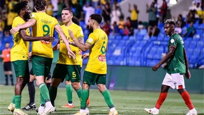 بمشاركة محمد شريف .. الخليج يفوز علي الفتح 1/2 بالدوري السعودي