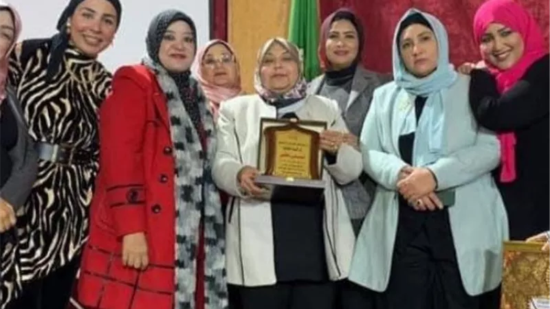تكريم مقررة المجلس القومى للمرأة بالاسماعيلية