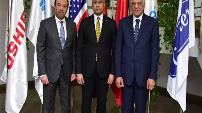وزير العمل يختتم جولته بالجيزة ويسليم دروع للعاملين من ذوي الهمم