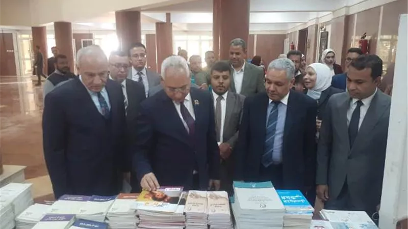 إنطلاق معسكر طلاب وحدات مناهضة العنف ضد المرأة بالجامعات.. صور