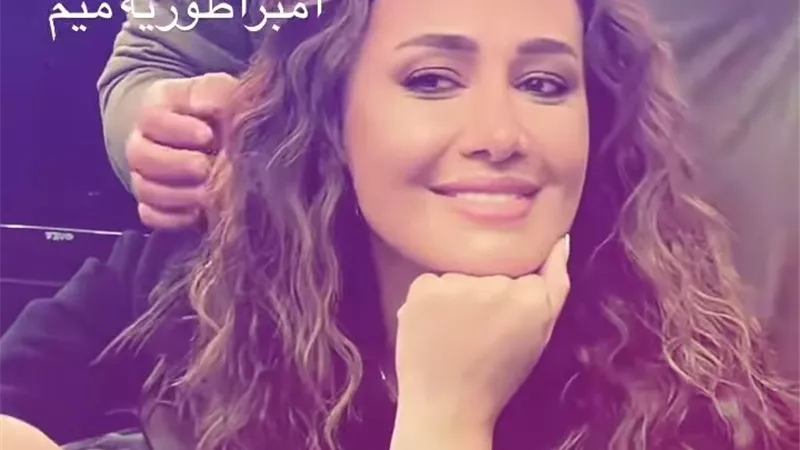 حلا شيحة تهنئ متابعيها برمضان وتروج ل 