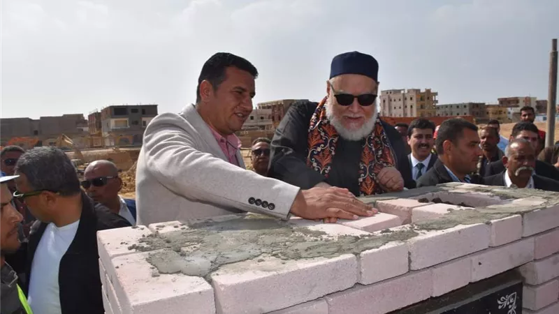 وضع حجر الأساس لمدرسة صلاح الدين الدولية بمدينة بني سويف الجديدة