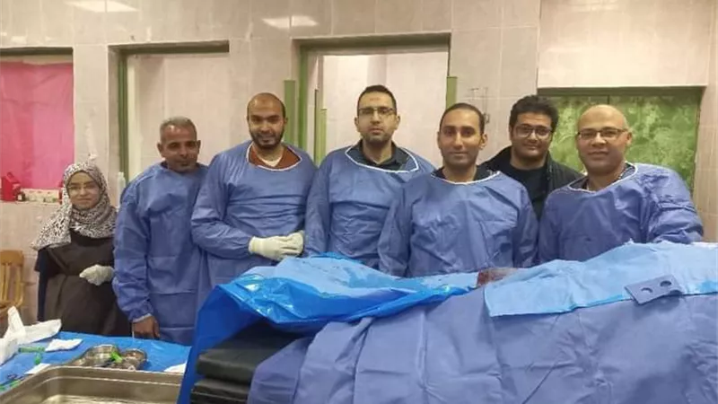 إجراء قسطرة علاجية شريانية لمريضة ٤٥ عام بمستشفي سوهاج الجامعي