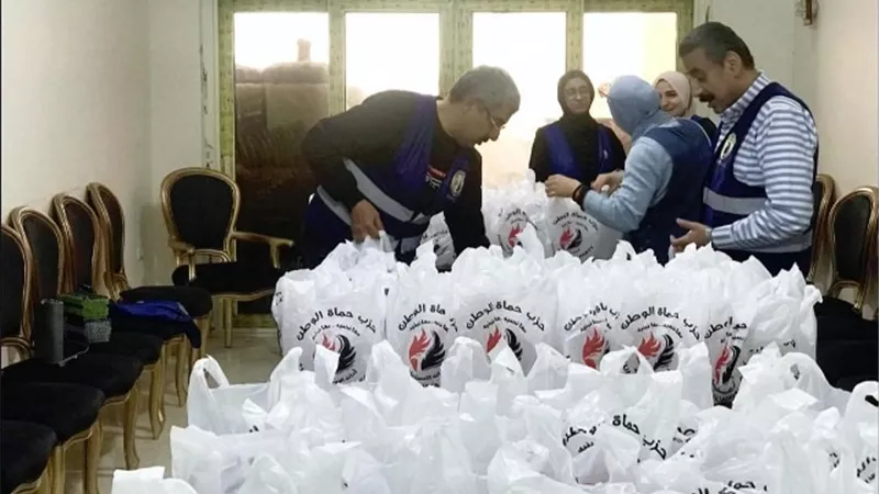 حملة طرق الابواب لحماة الوطن بالاسماعيلية لتوزيع وجبات جاهزة