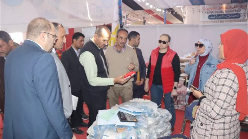 ضبط مخالفات فى حملة لحماية المستهلك ببنى سويف