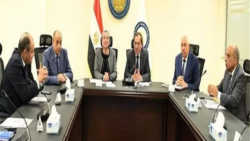 وزير البترول: خطوات تنفيذية لإنتاج وقود الطيران المستدام لأول مرة
