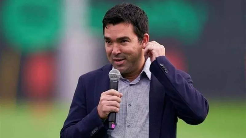 ديكو يثير تكهنات حول مدرب برشلونة الجديد