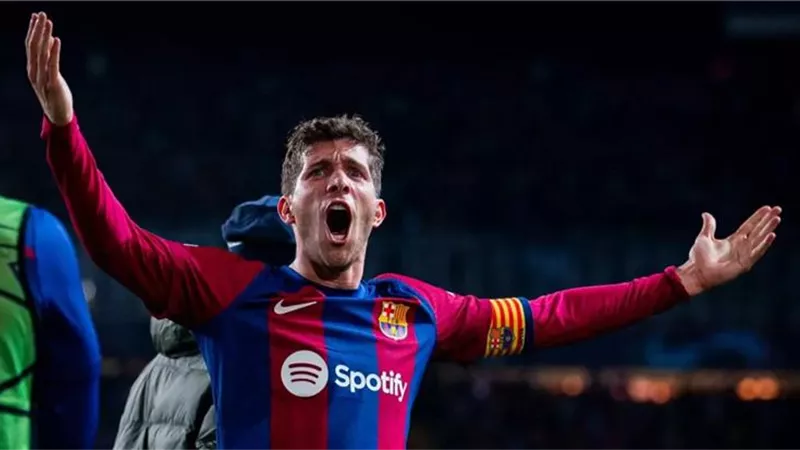 برشلونة يحسم مستقبل سيرجي روبيرتو