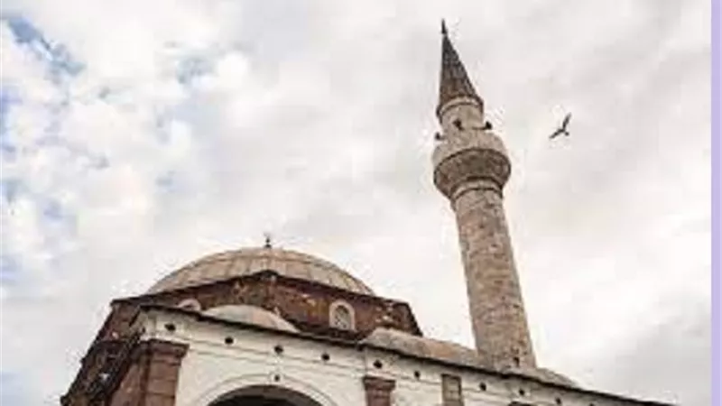 3 تفسيرات للعلماء فى قولهﷺالمؤذنون اطول الناس اعناقاً يوم القيام