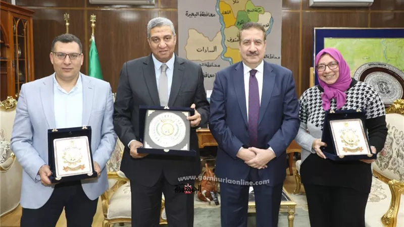 محافظ المنوفية يكرم مسئولي هيئة الطرق والنقل بوسط الدلتا