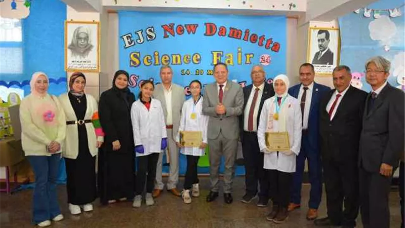 ٧٢ مشروعا علميا بالمدرسة المصرية اليابانية بدمياط الجديدة