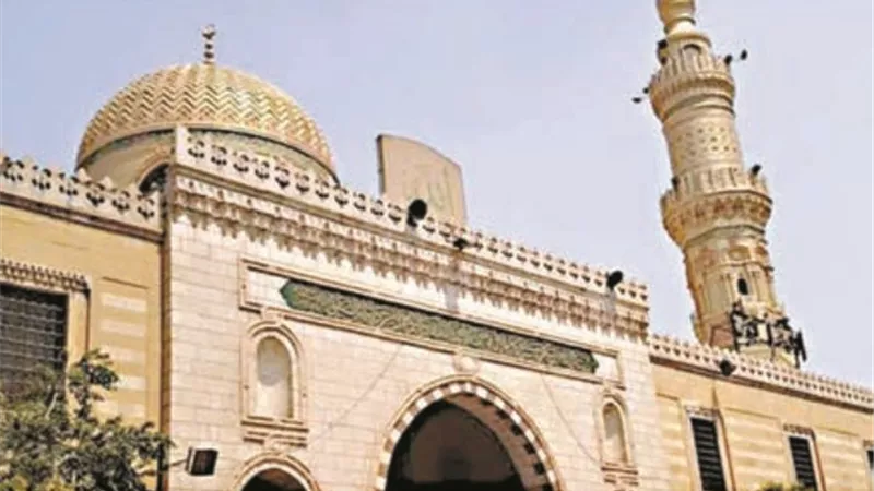 بيوت الله.. مسجد السيدة نفيسة